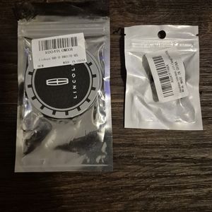 NWT Lincoln logo accessories